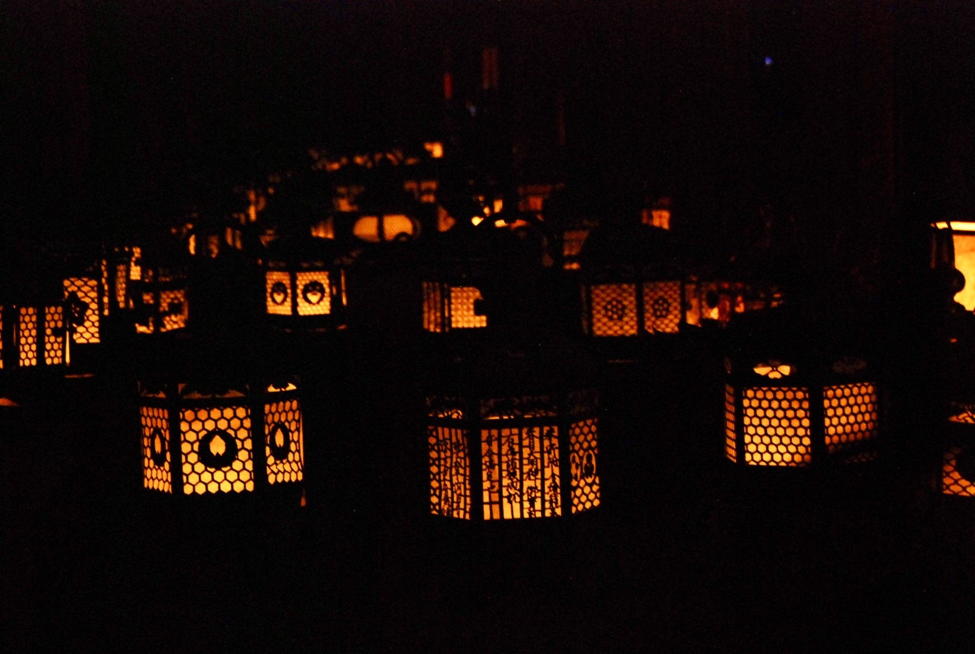 万燈籠 奈良寺社ガイド 万燈籠 奈良寺社ガイド